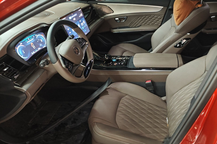 BYD Han 2022 car image #15