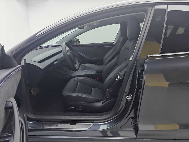 Tesla Model 3 2025 #6 Tesla Model 3 2025 car image #6