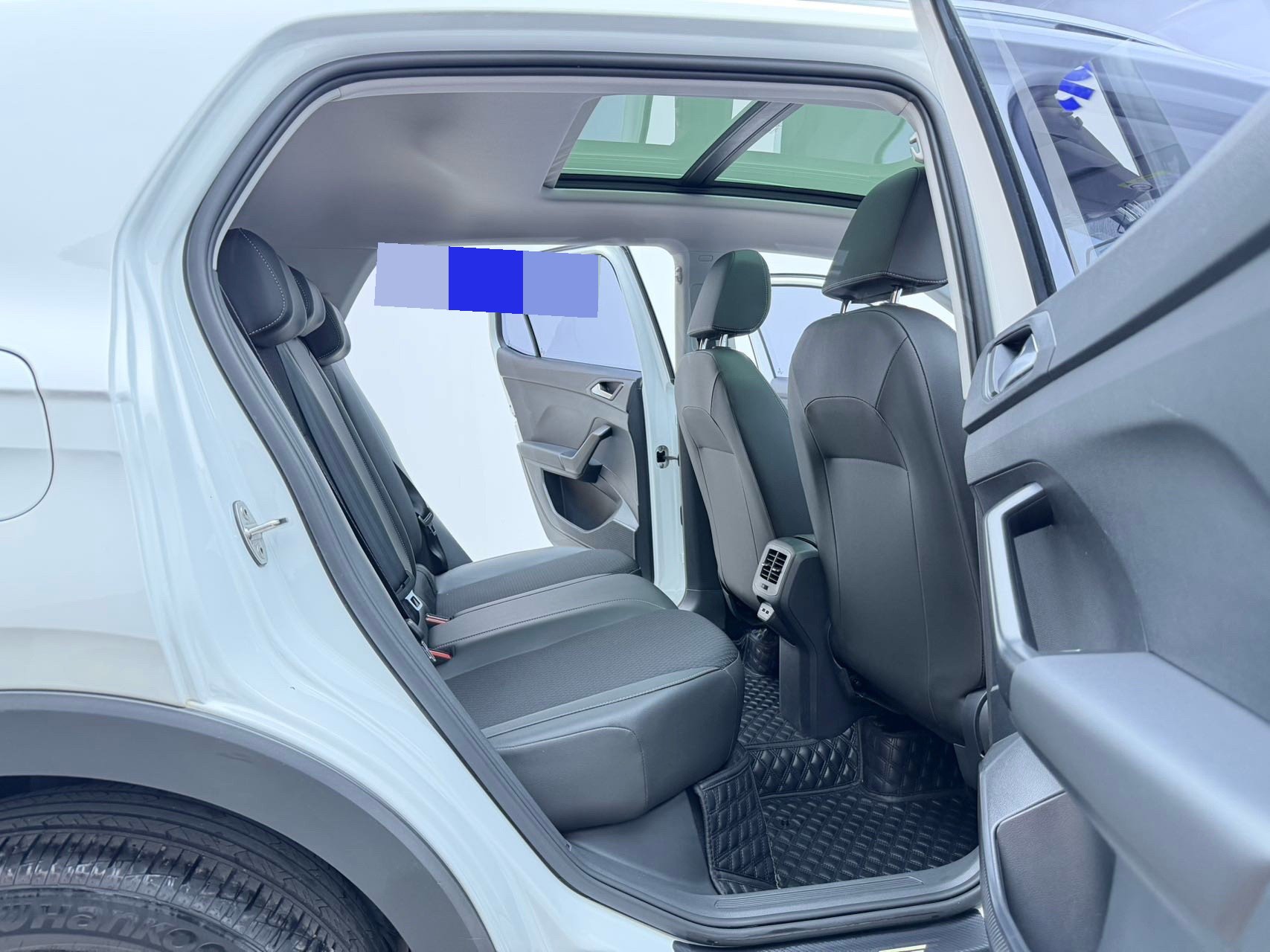 Volkswagen Tacqua 2022 car image #16