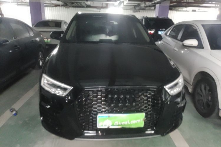 Audi Q3 2019 car image #3