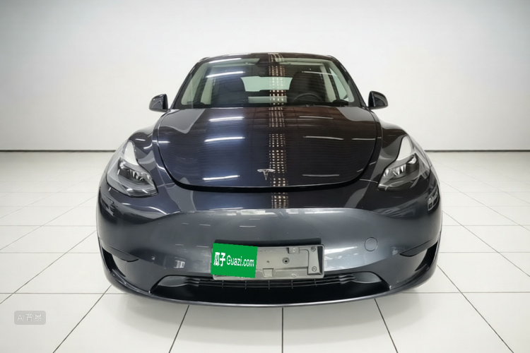Tesla Model Y 2024 #3 Tesla Model Y 2024 immagine di auto #3
