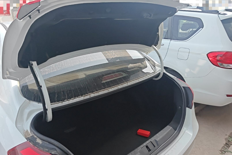 GEELY Emgrand 2018 #19 GEELY Emgrand 2018 car image #19