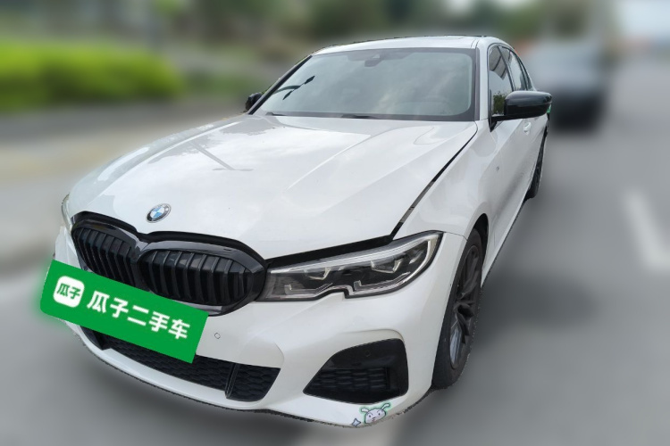BMW 3 Series 2021 car image #2