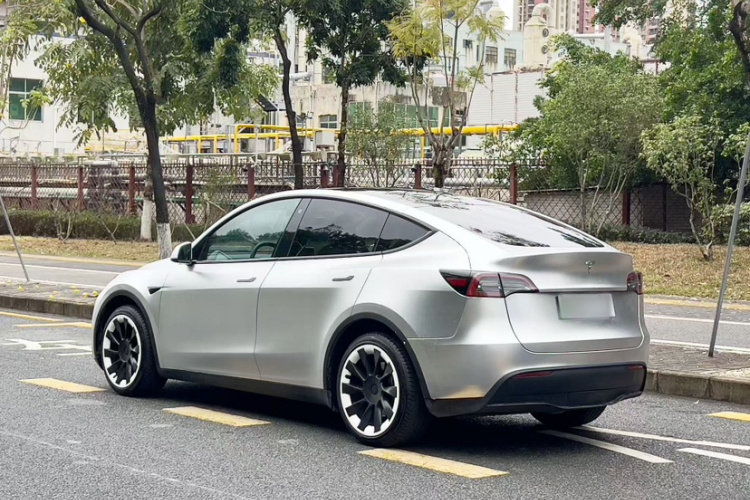 特斯拉 Model Y 2023 汽车图片 #8
