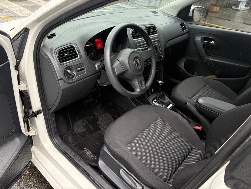 Volkswagen Polo 2014 #4 Volkswagen Polo 2014 car image #4