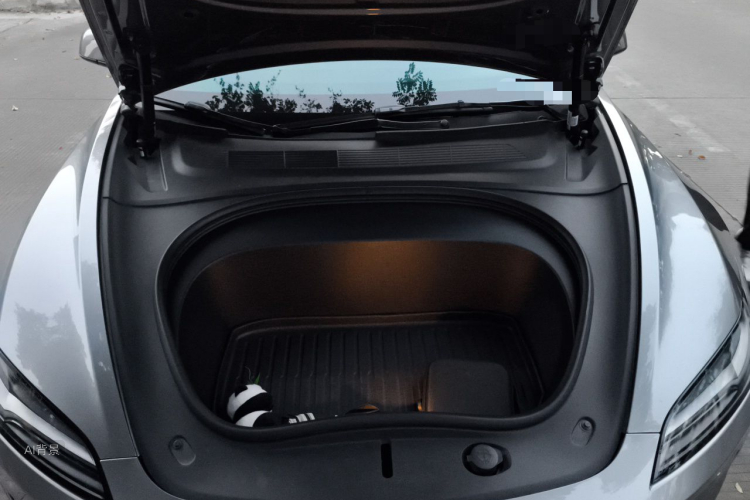 Tesla Model 3 2024 car image #22
