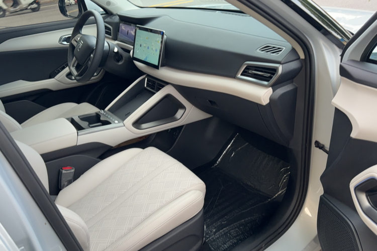 BYD YuanUP 2025 car image #26