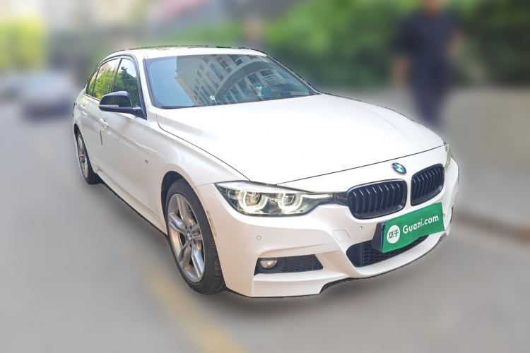 BMW 3 Series 2018 car image #4