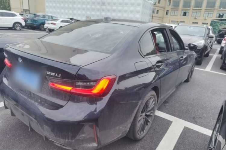 BMW 3 Series 2023 car image #7