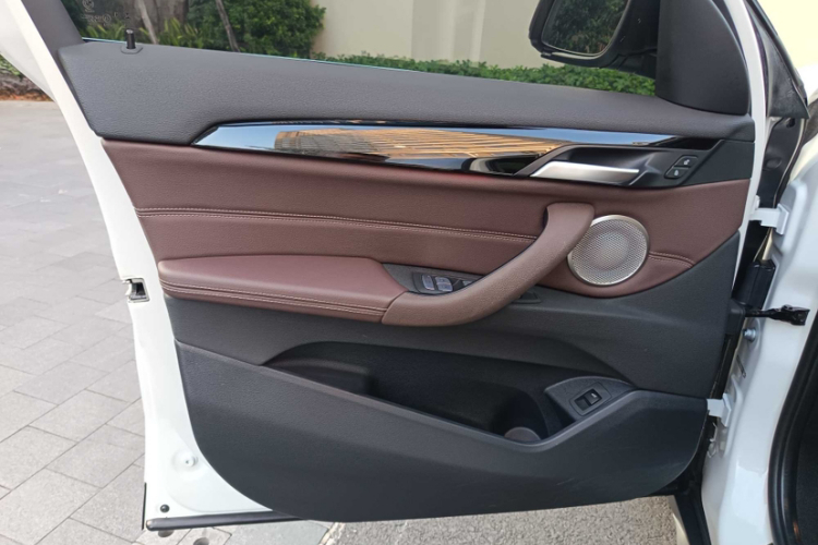 BMW X1 2022 car image #21
