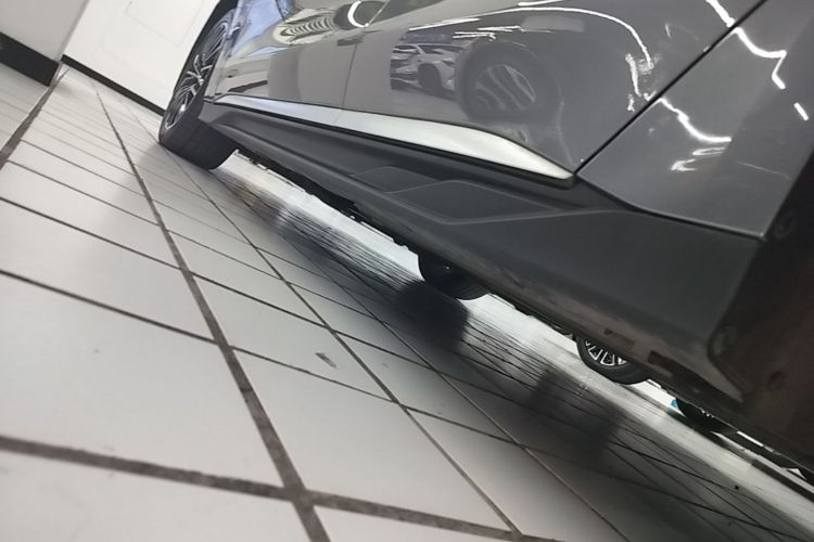 BYD Han 2023 image de voiture #27