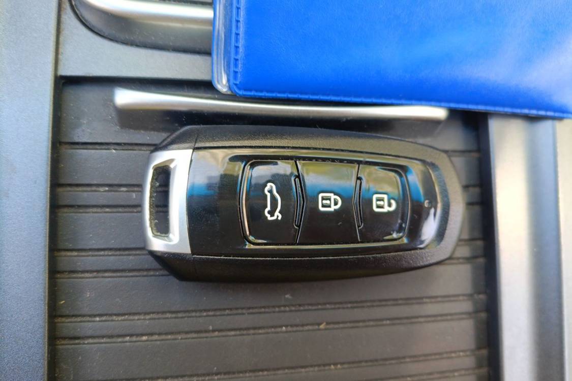 GEELY Emgrand 2019 #28 GEELY Emgrand 2019 car image #28