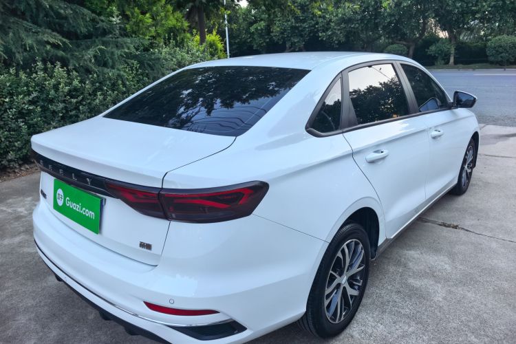 GEELY Emgrand 2024 immagine di auto #5