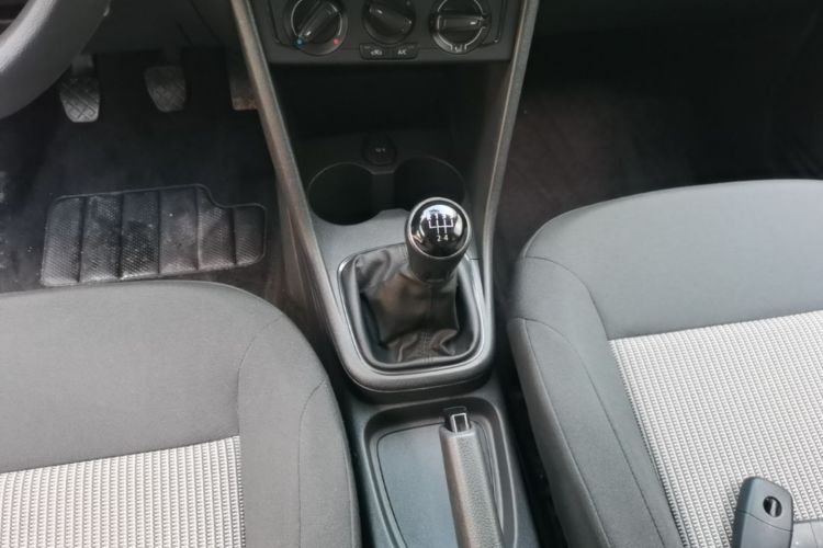 Volkswagen Polo 2017 #14 Volkswagen Polo 2017 car image #14