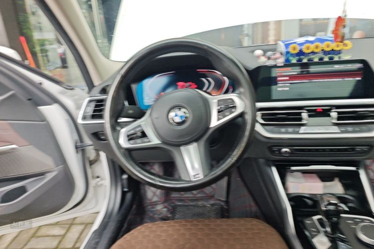 BMW 3 Series 2021 #12 BMW 3 Series 2021 car image #12