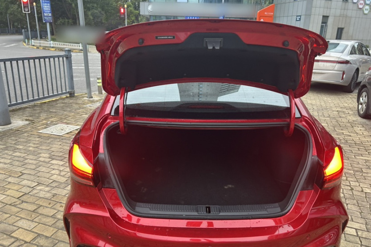 MG 5 2024 #26 MG 5 2024 imagen de coche #26
