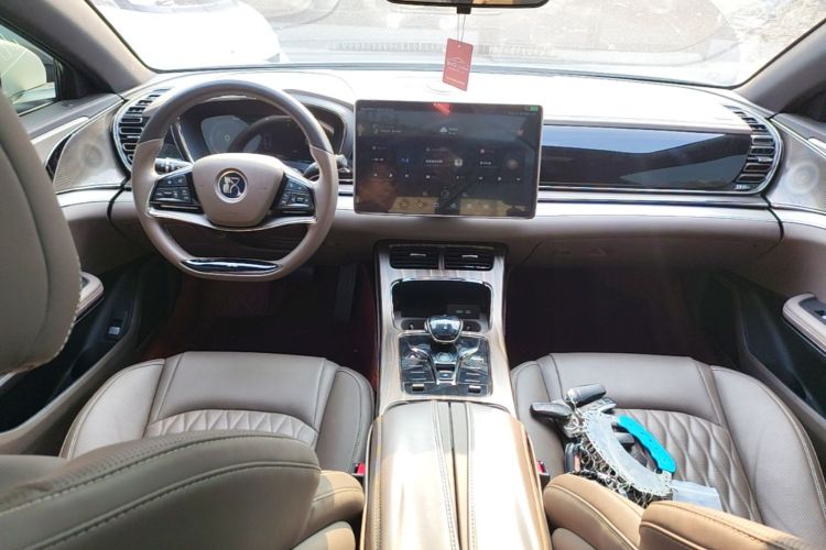 BYD Han 2023 صورة سيارة #10