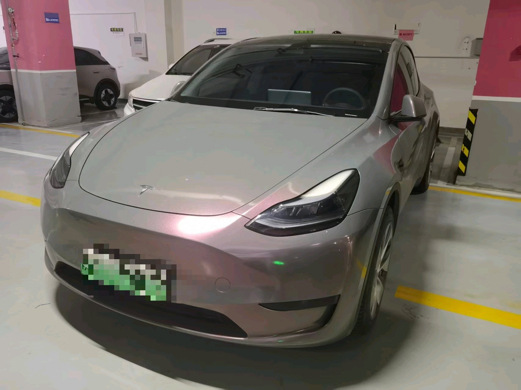 Tesla Model Y 2022 Tesla Model Y 2022 car image