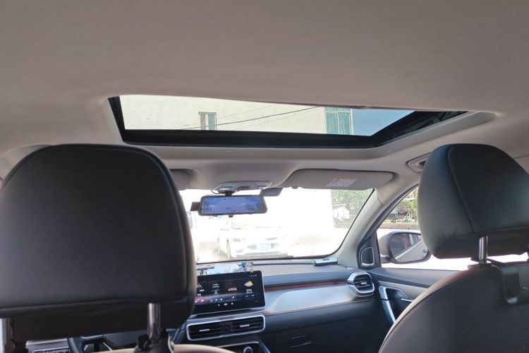 GEELY Coolray 2022 #20 GEELY Coolray 2022 car image #20