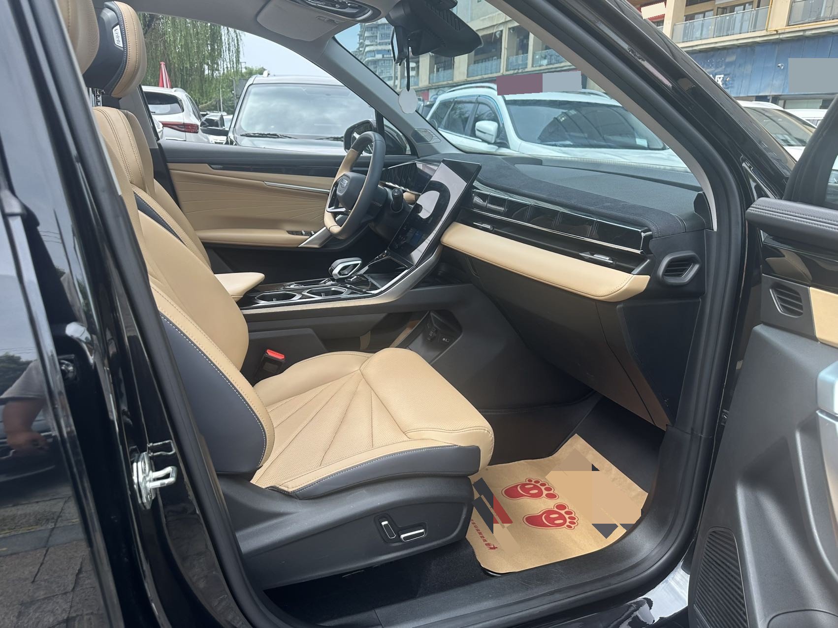 GEELY Boyue L 2023 car image #6