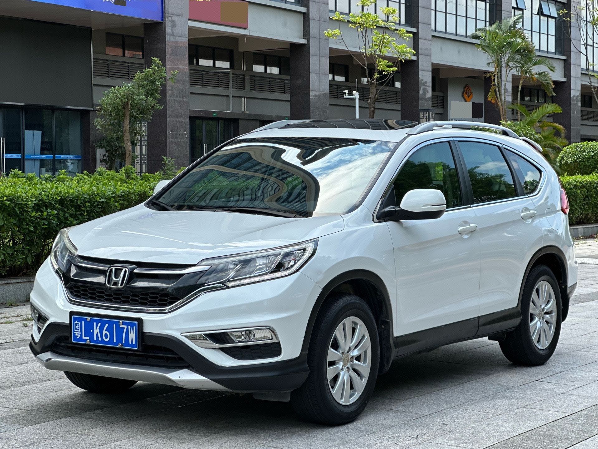 2017 2017 car image