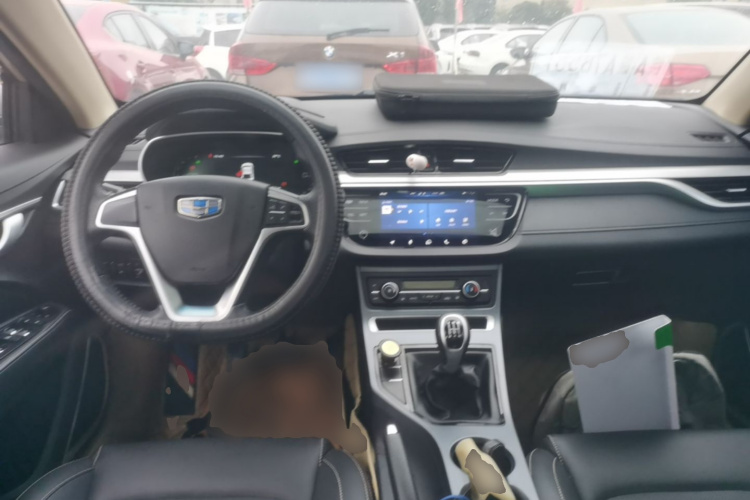 GEELY Emgrand 2019 #11 GEELY Emgrand 2019 car image #11