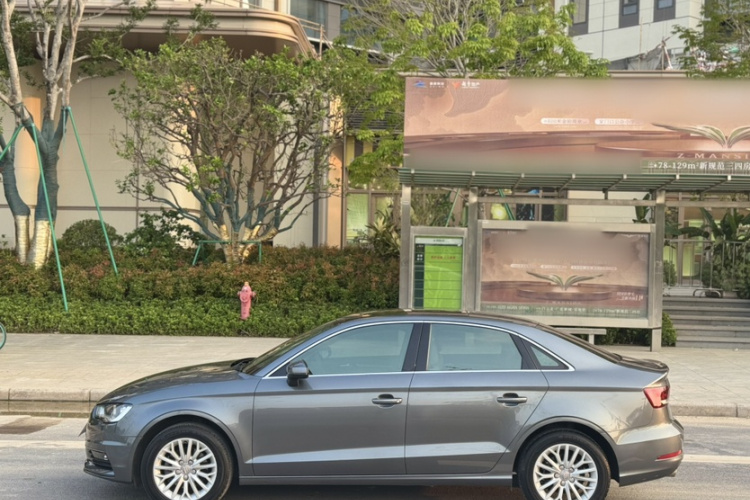 Audi A3 2016 car image #7