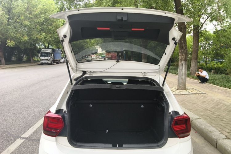 Volkswagen Polo 2019 #19 Volkswagen Polo 2019 car image #19