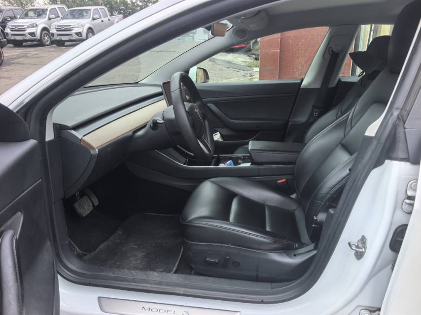 Tesla Model 3 2020 image de voiture #4