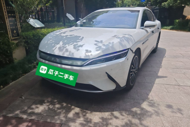 BYD Han 2023 car image #2