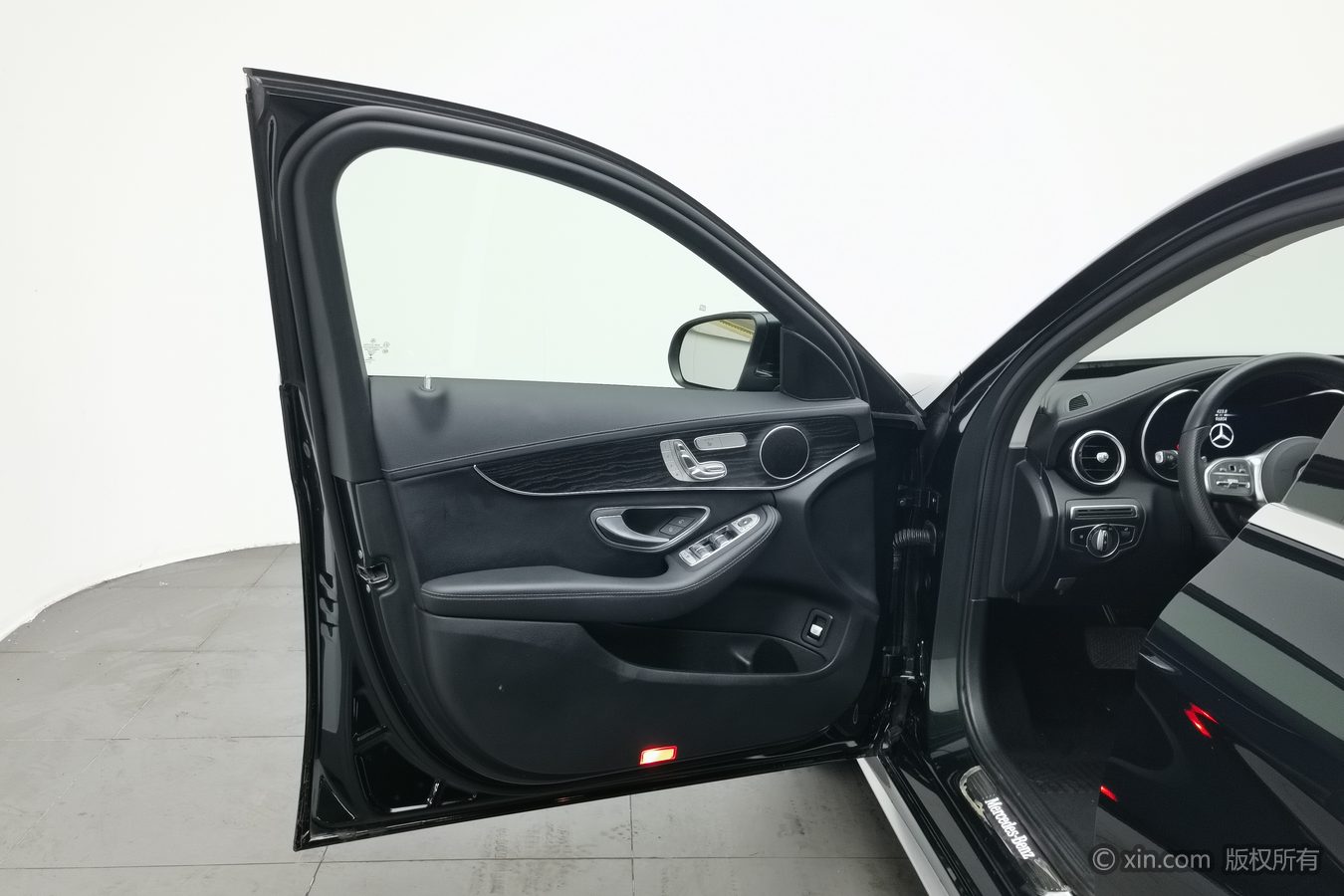 Mercedes-Benz C Class 2021 car image #8