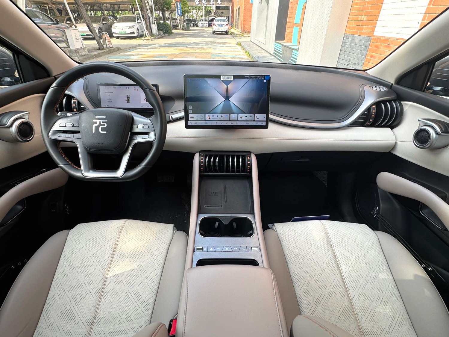 BYD Yuan Plus 2025 صورة سيارة #4
