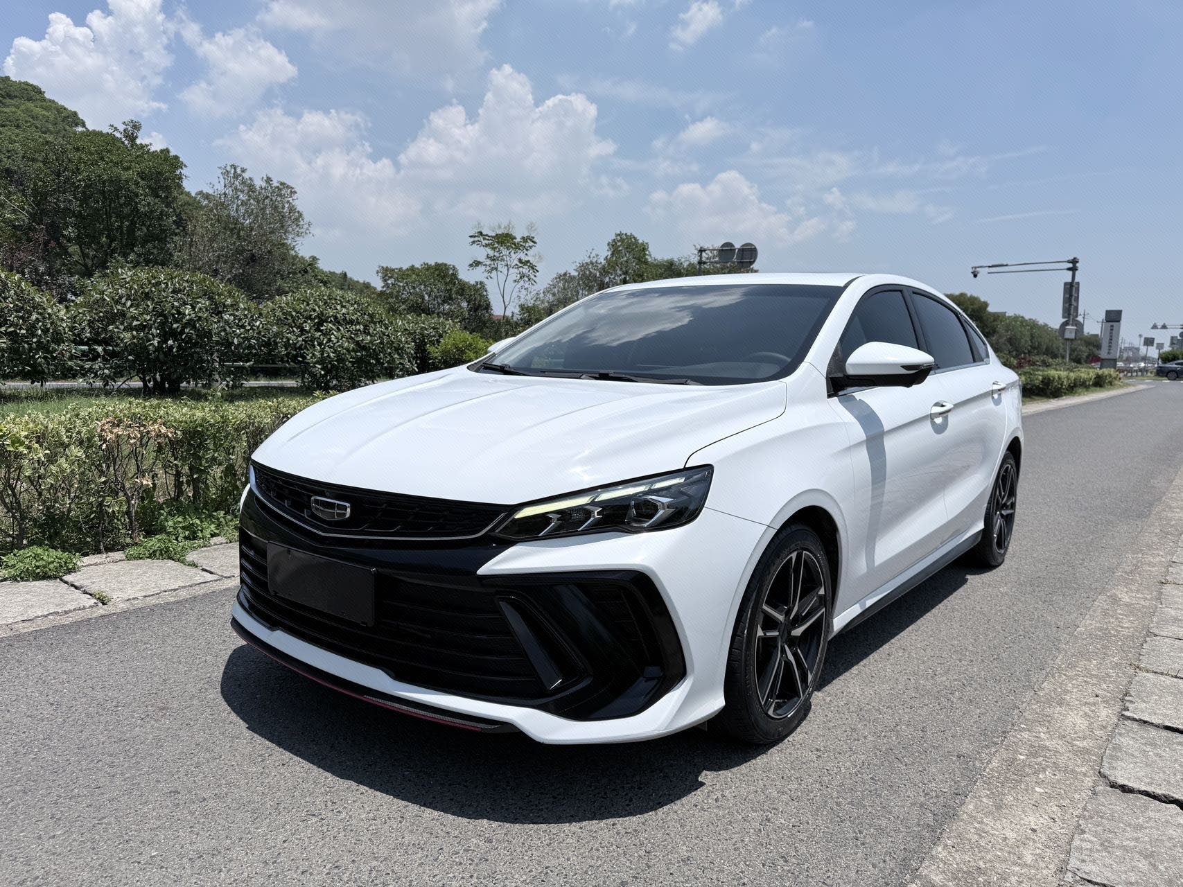 GEELY Binray 2022 GEELY Binray 2022 car image