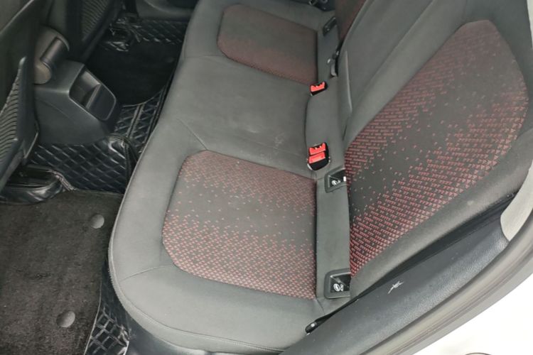 Audi A3 2020 car image #17