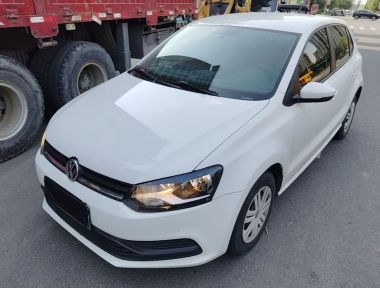 Volkswagen Polo 2018 car image 