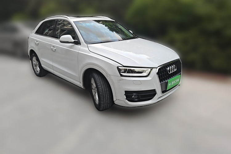 Audi Q3 2014 car image #4