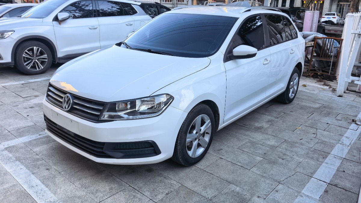 Volkswagen Santana 2016 immagine di auto 