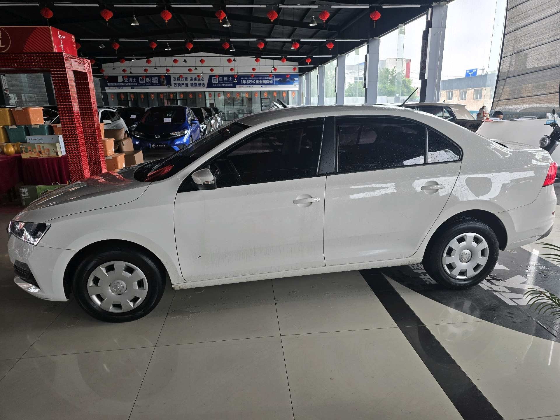 Skoda Rapid 2023 car image #5