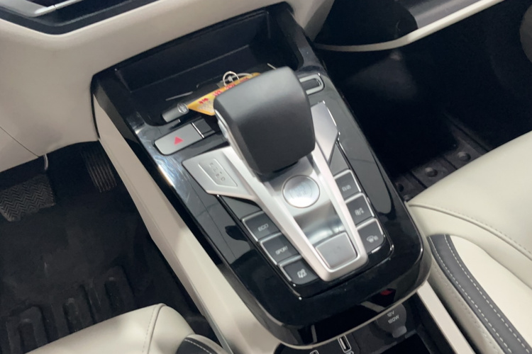 BYD Yuan Pro 2021 car image #14