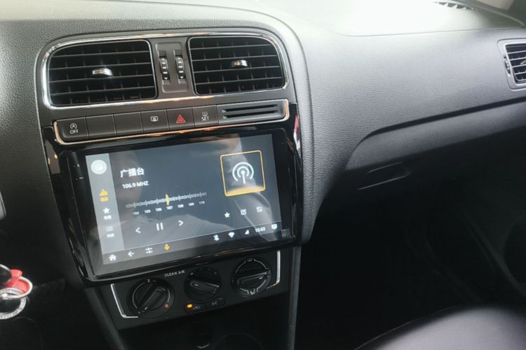 Volkswagen Polo 2019 #13 Volkswagen Polo 2019 car image #13