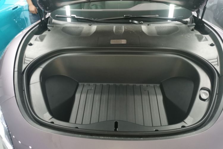 MI SU7 2025 immagine di auto #20