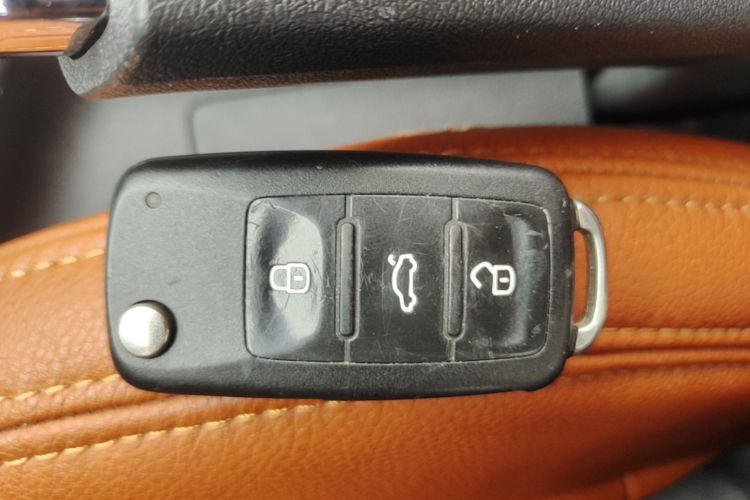 Volkswagen Lavida 2016 car image #9