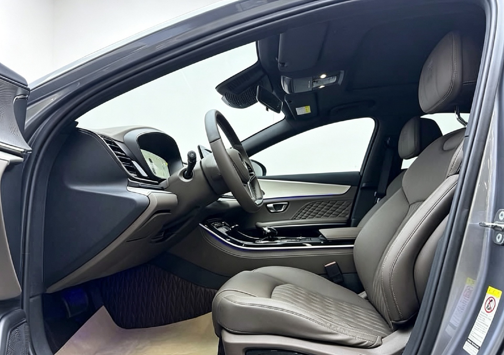 BYD Han 2024 #9 BYD Han 2024 صورة سيارة #9