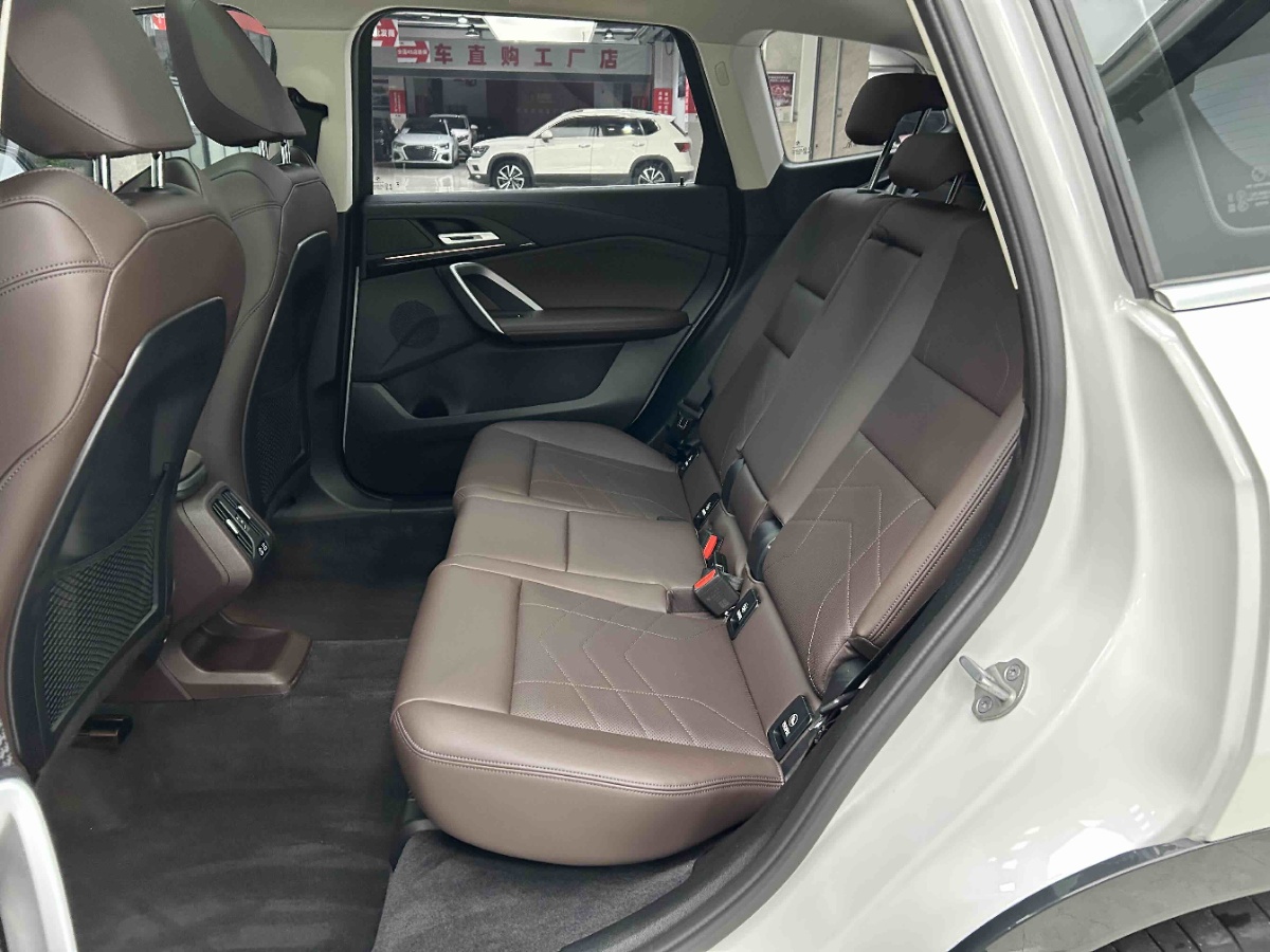 BMW X1 2023 #2 BMW X1 2023 car image #2