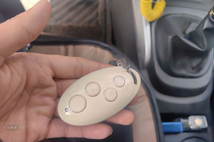 BYD Yuan 2016 #10 BYD Yuan 2016 car image #10