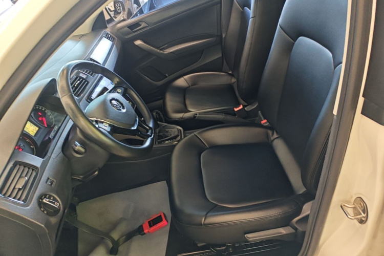 Volkswagen Santana 2020 car image #15