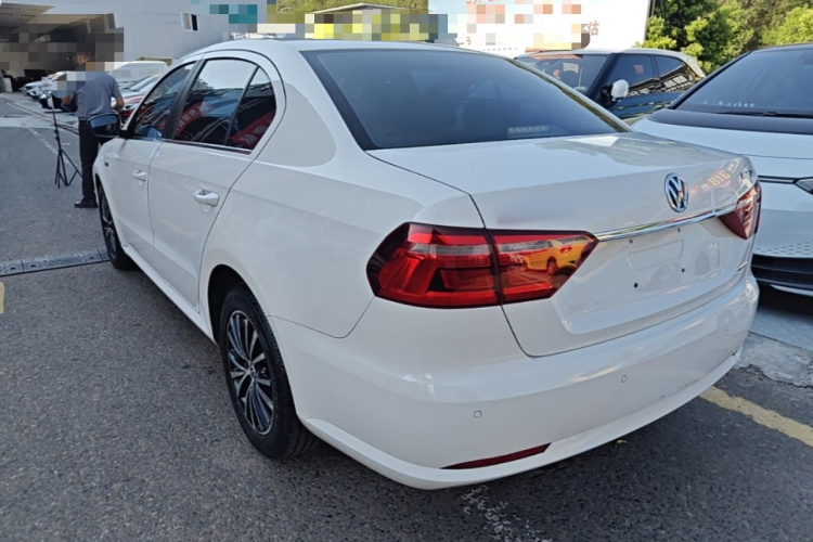 Volkswagen Lavida 2015 car image #5