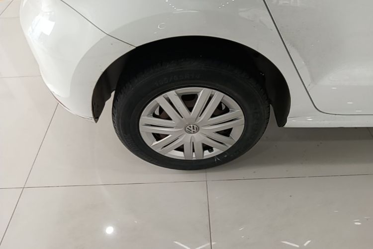 Volkswagen Polo 2019 #4 Volkswagen Polo 2019 car image #4