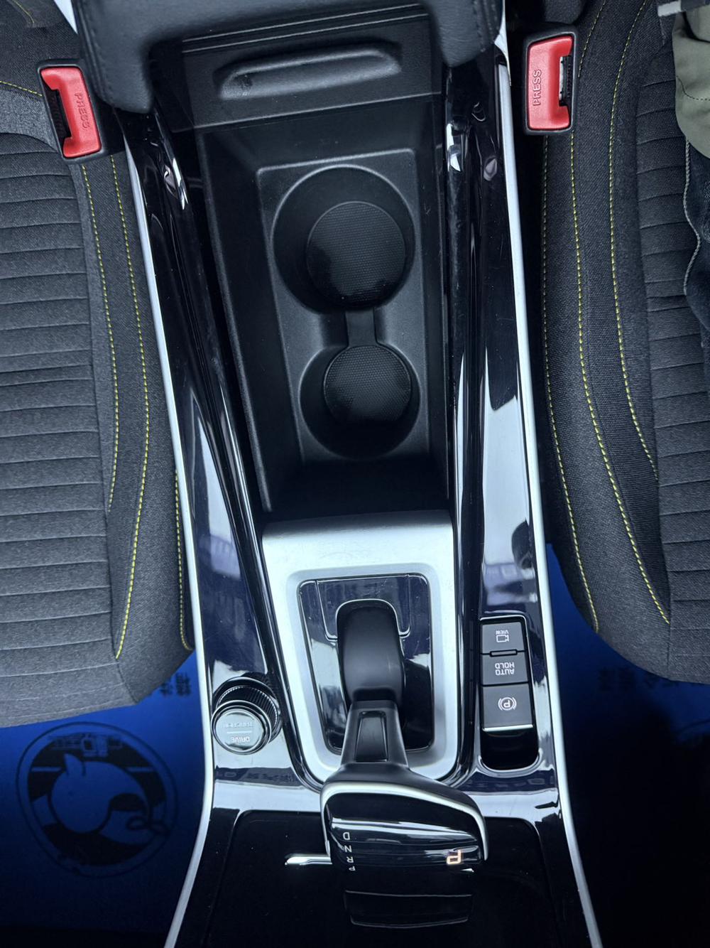 2023 #10 2023 imagen de coche #10