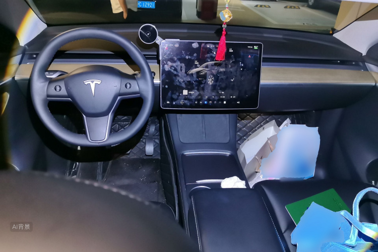 Tesla Model Y 2022 car image #11